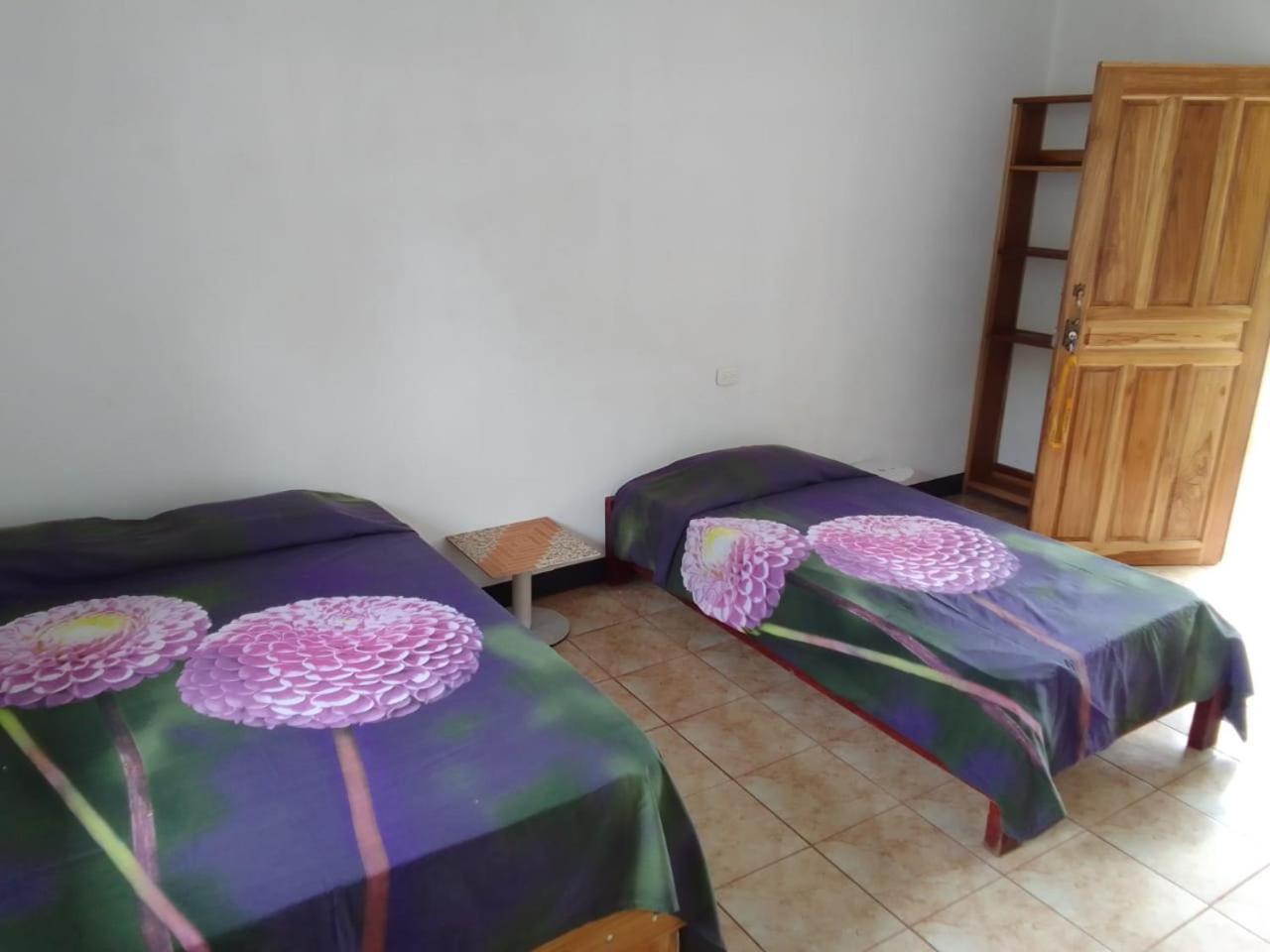 Mar Caribe Pv Hotel Puerto Viejo de Talamanca Kültér fotó